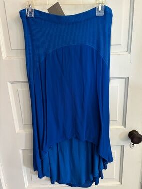 Left of Center hi lo skirt from Anthropologie. Bright blue, size small. NWT